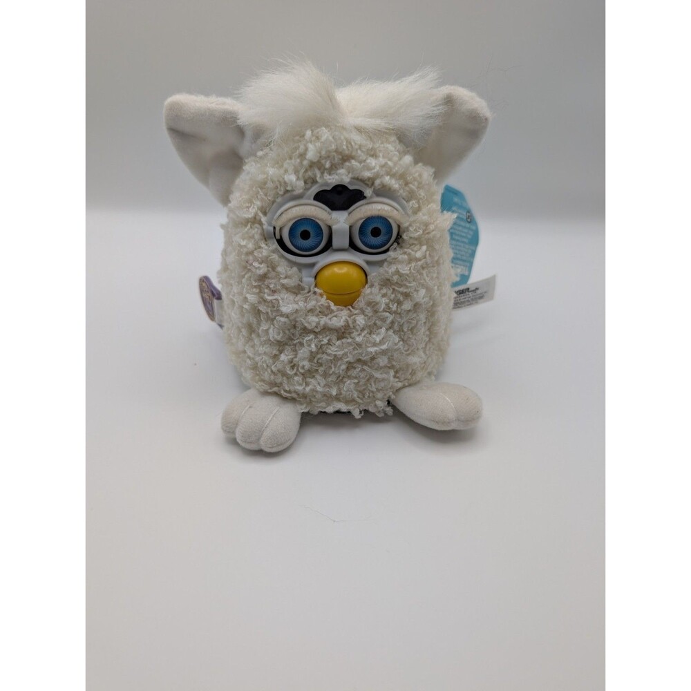 Furby babies 1999 Curly lamb furby white fue blue eyes Rare Non-working